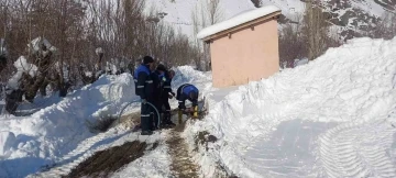 Dondurucu soğukta su arızalarıyla mücadele
