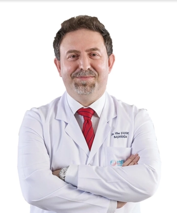 Dr. Ulaş Yanık Genel Koordinatör / Başhekim olarak Bossan Hospital’da.