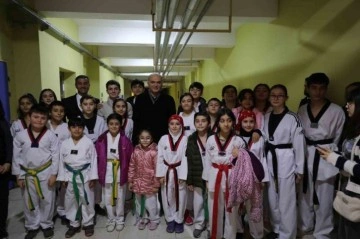 Dr. Faruk Özlü, Düzce'de Spor Kulüplerini Ziyaret Etti