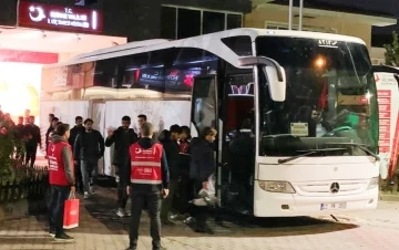 Edirne’de yakalanan 413 göçmen sınır dışı edildi
