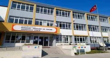 Edremit’te 3 Lise binası güçlendirme için tahliye edildi