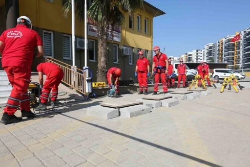 Efeler Belediyesi’nden ‘deprem’ farkındalığı
