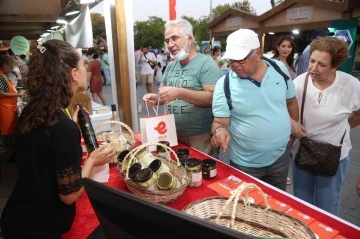 Efeler Belediyesi’nin ürünleri gastronomi fuarında görücüye çıktı
