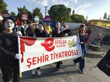 Efeler Belediyesi Şehir Tiyatrosu Pandomim Ekibi Muğla’da festivale katıldı
