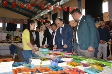 Eğitim Şenliği Kitap Fuarı ile başladı