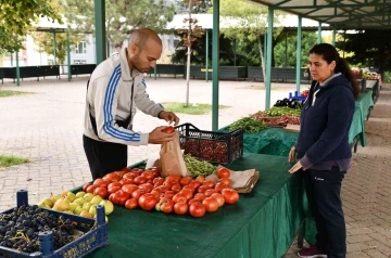 Ekolojik pazar beğeni topluyor
