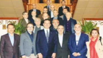 Ekrem İmamoğlu, Karar Gazetesi çalışanlarıyla iftarda buluştu