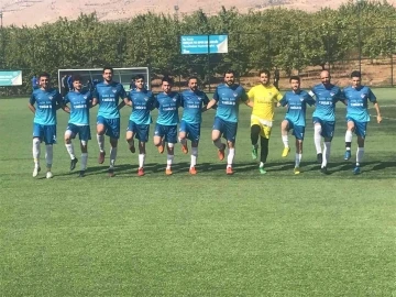 Elazığ amatöründen ampute millilere selam
