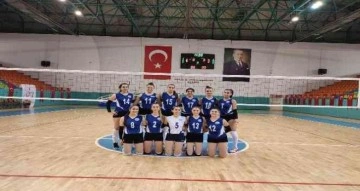 Elazığ Belediyesi Voleybol, rahat kazandı