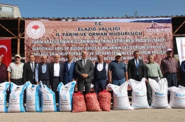 Elazığ’da çiftçiye 6 buçuk milyon liralık hibeli tohum desteği
