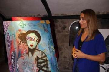 Elazığ’da ‘Kadın temalı’ resim sergisi açıldı
