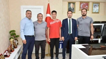 Elazığ GSB hentbolcusuna milli davet
