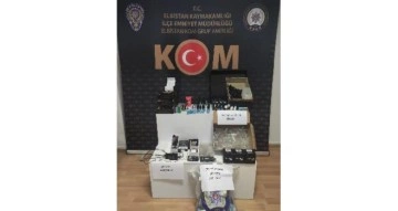 Elbistan’da bin 500 adet elektronik sigara materyali ele geçirildi