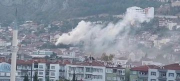 Elektrikli ısıtıcıdan çıkan yangında can verdi, dumanlar Amasya’yı sardı
