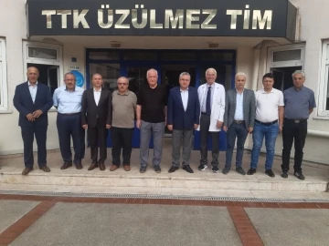 Emekli olan Güner’den Üzülmez’e veda ziyareti
