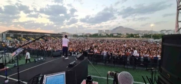 Ergani Belediyesi’nin Kültür Festivali’nde binlerce kişi gönüllerince eğlendi
