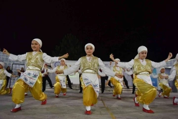 Erguvan Halk Oyunları kursu ile yöresel kültürler Yıldırım’da yaşatılıyor
