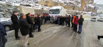 Ermenek ilçesinden deprem bölgesine 1 tır dolusu yardım
