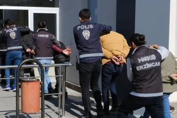 Erzincan’da 2023 yılında uyuşturucu ticareti yaptığı gerekçesiyle 75 kişi tutuklandı
