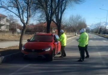 Erzincan’da dron destekli trafik denetimi gerçekleştirildi
