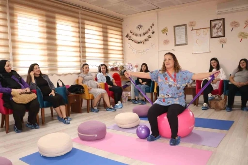 Erzincan’da Gebe Okulu eğitimleri ile anneler bilgilendiriliyor
