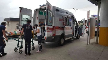 Erzincan’da iki ayrı trafik kazasında 12 kişi yaralandı
