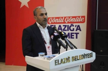 ES Elazığspor Başkanı Çayır, transfere engel dosyalar için İstanbul’a gitti
