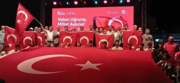 Esenler’de 15 Temmuz hain darbe girişiminin 8’inci yıl dönümünde anma programı gerçekleştirildi
