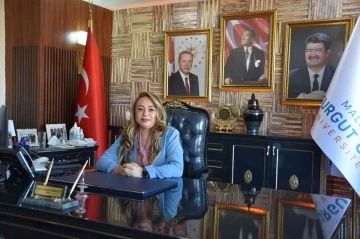 Eski rektörden yeni rektöre başarı dileği
