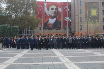 Eskişehir’de 10 Kasım Atatürk’ü anma töreni
