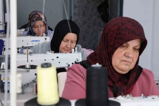 Eskişehir’de bir araya gelen ev hanımları kendi işletmelerini kurdu
