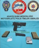 Eskişehir'de Durdurulan Araçtan Silah ve Uyuşturucu Çıktı