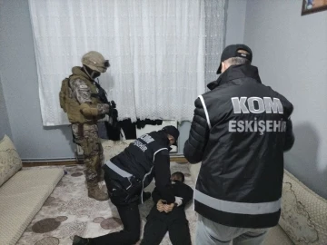 Eskişehir’de Silindir Operasyonu’nda 30 kişi gözaltına alındı
