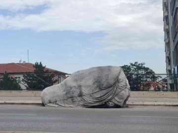 Eskişehirli sürücüler rüzgara böyle önlem aldı
