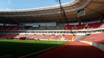 Eskişehirspor’dan 48 saatte 12 transfer
