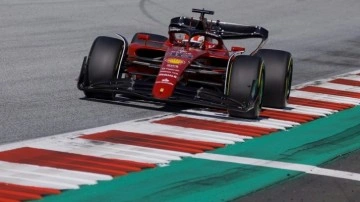 F1 Belçika Grand Prix'sinde "pole" pozisyonu Carlos Sainz'ın