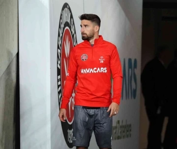 Fabio Borini, son anda yedek soyundu
