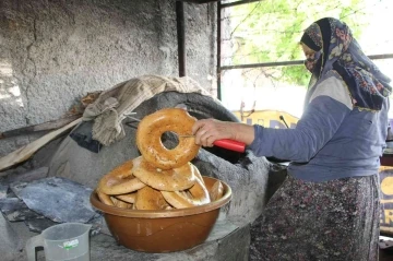 Fedakar anne 25 yıldır tek başına çocukları için mücadele ediyor
