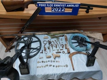 Feke polisinden tarihi eser operasyonu: 4 gözaltı
