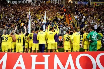 Fenerbahçe, Kasımpaşa’ya karşı üst üste 7. galibiyetini aldı
