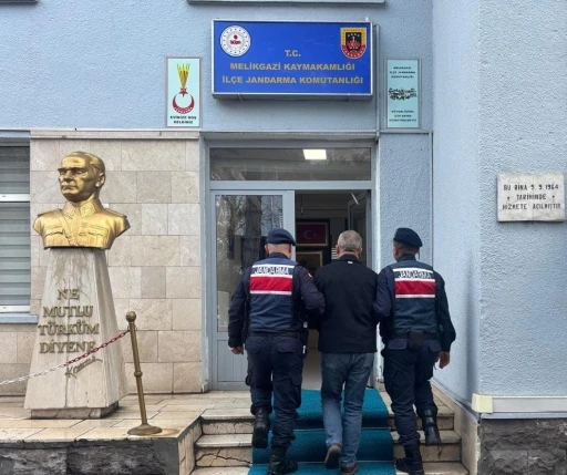 FETÖ’den kesinleşmiş cezası bulunan ihraç polis yakalandı
