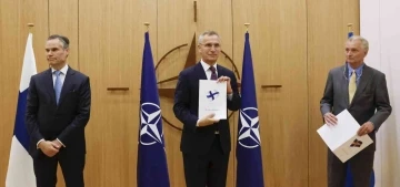 Finlandiya ve İsveç NATO’ya üyelik başvurusunu yaptı
