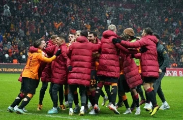 Galatasaray üst üste 15. galibiyetini aldı
