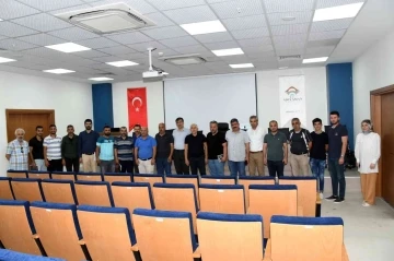 Gazetecilere, &quot;intihar olaylarına medyanın yaklaşımı&quot; anlatıldı
