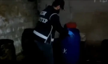 Gaziantep’te 2 bin litre kaçak akaryakıt ele geçirildi
