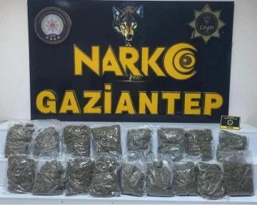 Gaziantep’te 8 kilo 550 gram skunk ele geçirildi: 2 gözaltı
