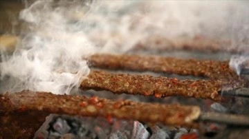 Gaziantep'te "dünyanın en uzun kebabı" için rekor denemesi yapılacak