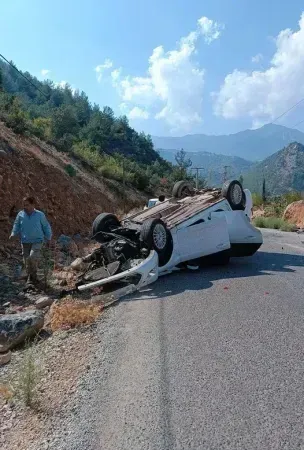 Gaziantep'te feci kaza 2 yaralı