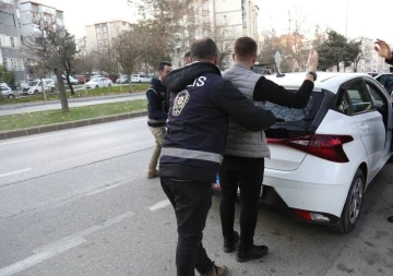 Gaziantep’te hırsızlık suçundan aranan 30 şüpheli yakalandı
