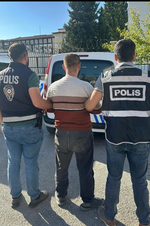 Gaziantep’te “Hırsızlık” Suçundan Aranan Şahıs Yakalandı